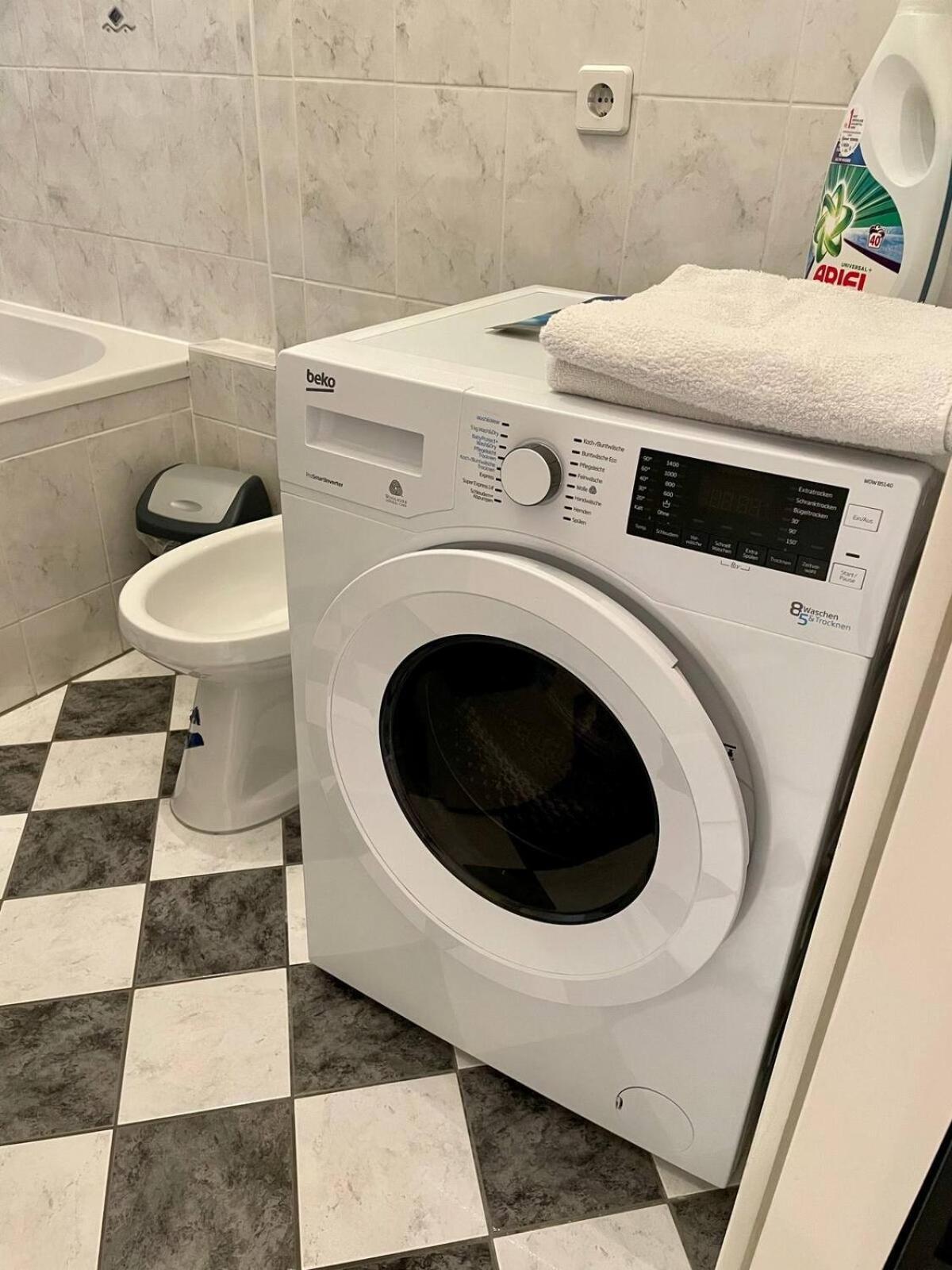 Gemutliche Wohnung Mit Super Lage Wien Exteriör bild