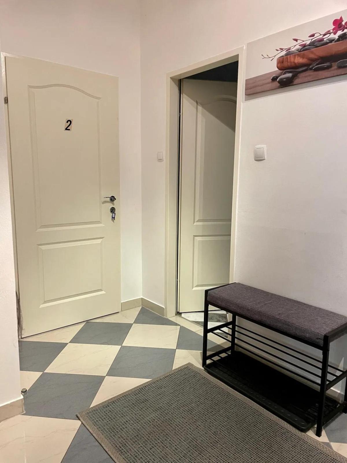Gemutliche Wohnung Mit Super Lage Wien Exteriör bild